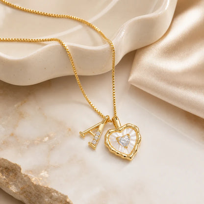 Collar Inicial de Corazón