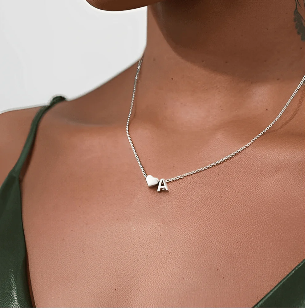 Collar inicial Katy Heart